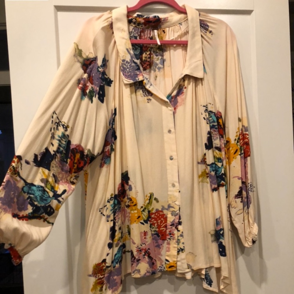 Free People button down bell sleeve shirt!